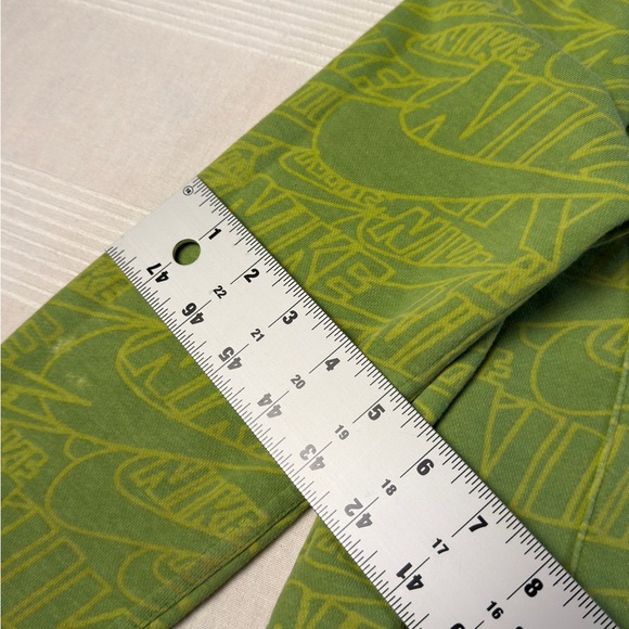 Nike Kids Green Hoodie - Picture 9 of 10